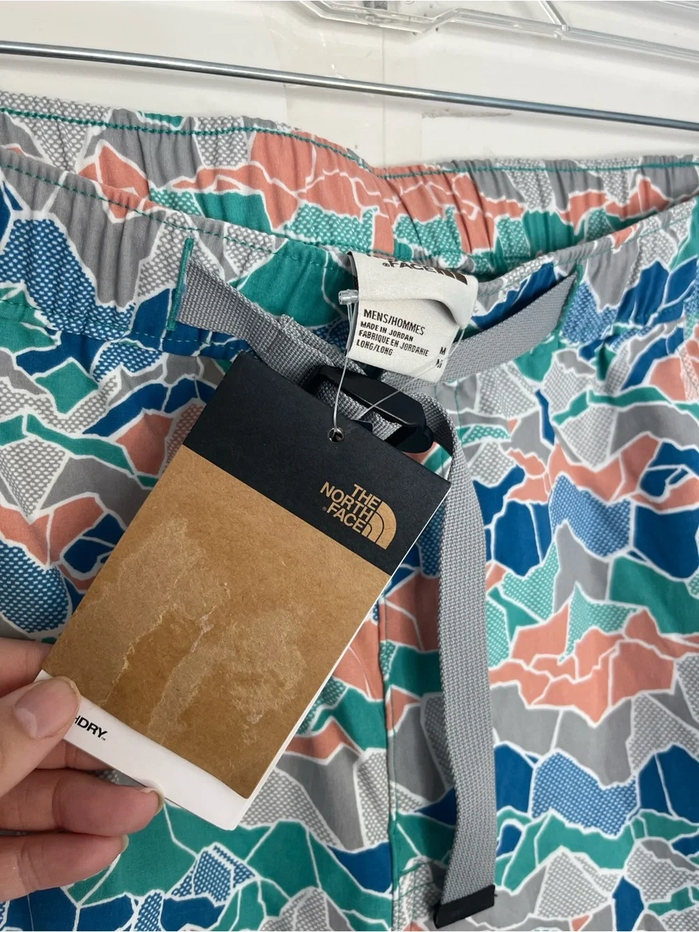 The North Face Mens Printed Belted Shorts Size Medium